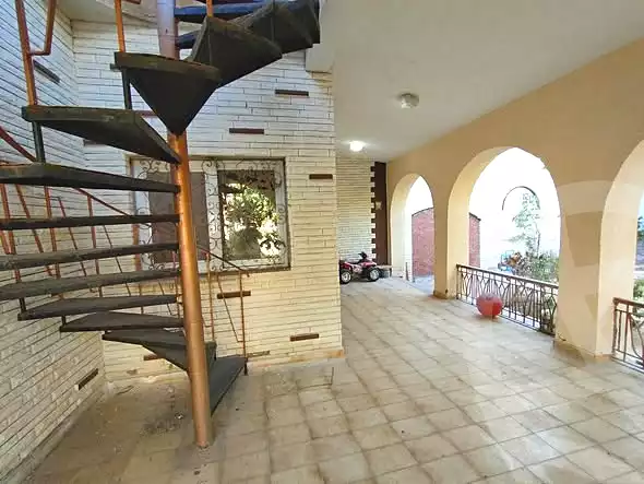 https://aqarmap.com.eg/ar/listing/6694834-for-sale-alexandria-l-jmy-lbytsh-el-hanafeya-st