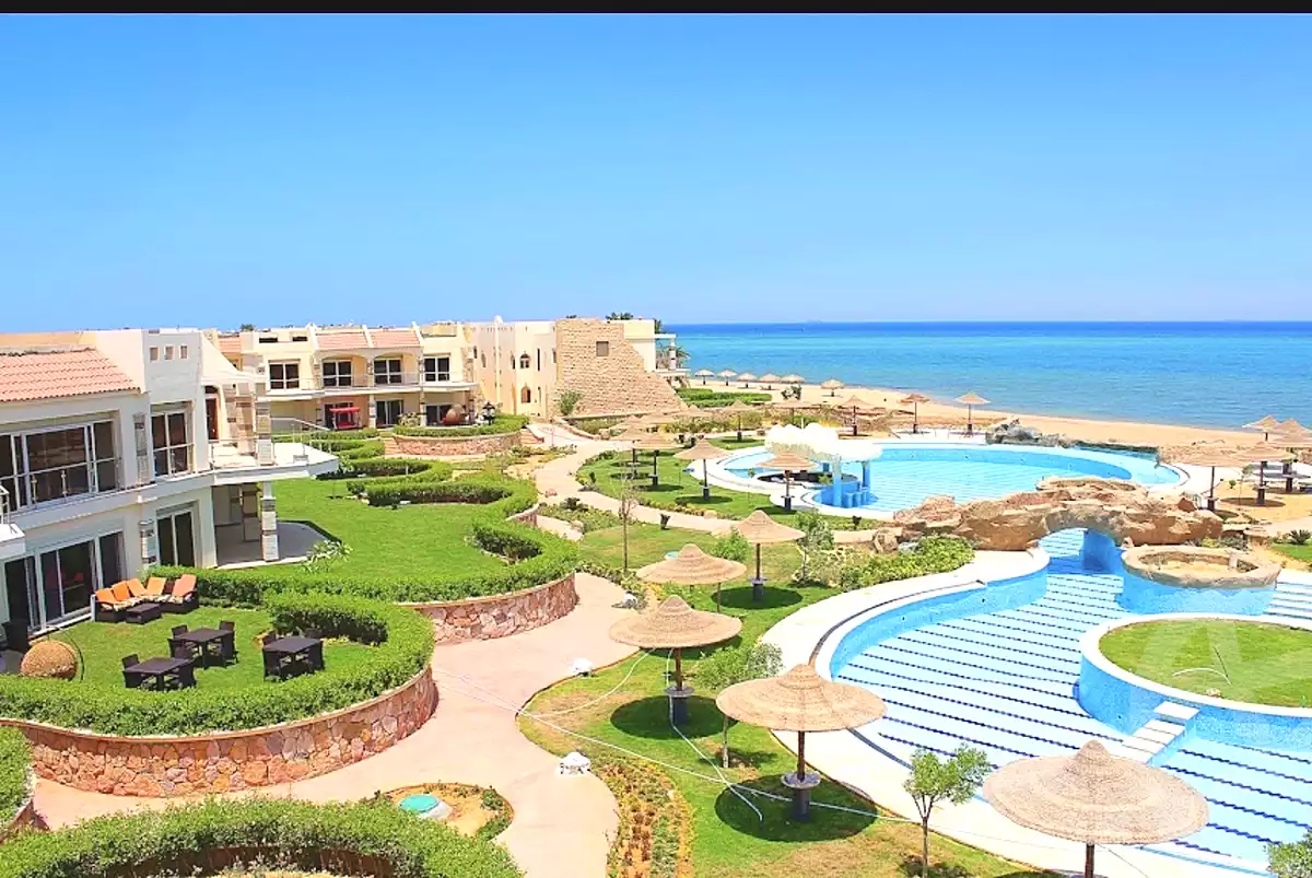 https://aqarmap.com.eg/ar/listing/6694907-for-sale-ain-elsokhna-tryq-l-yn-lskhn-lz-frn