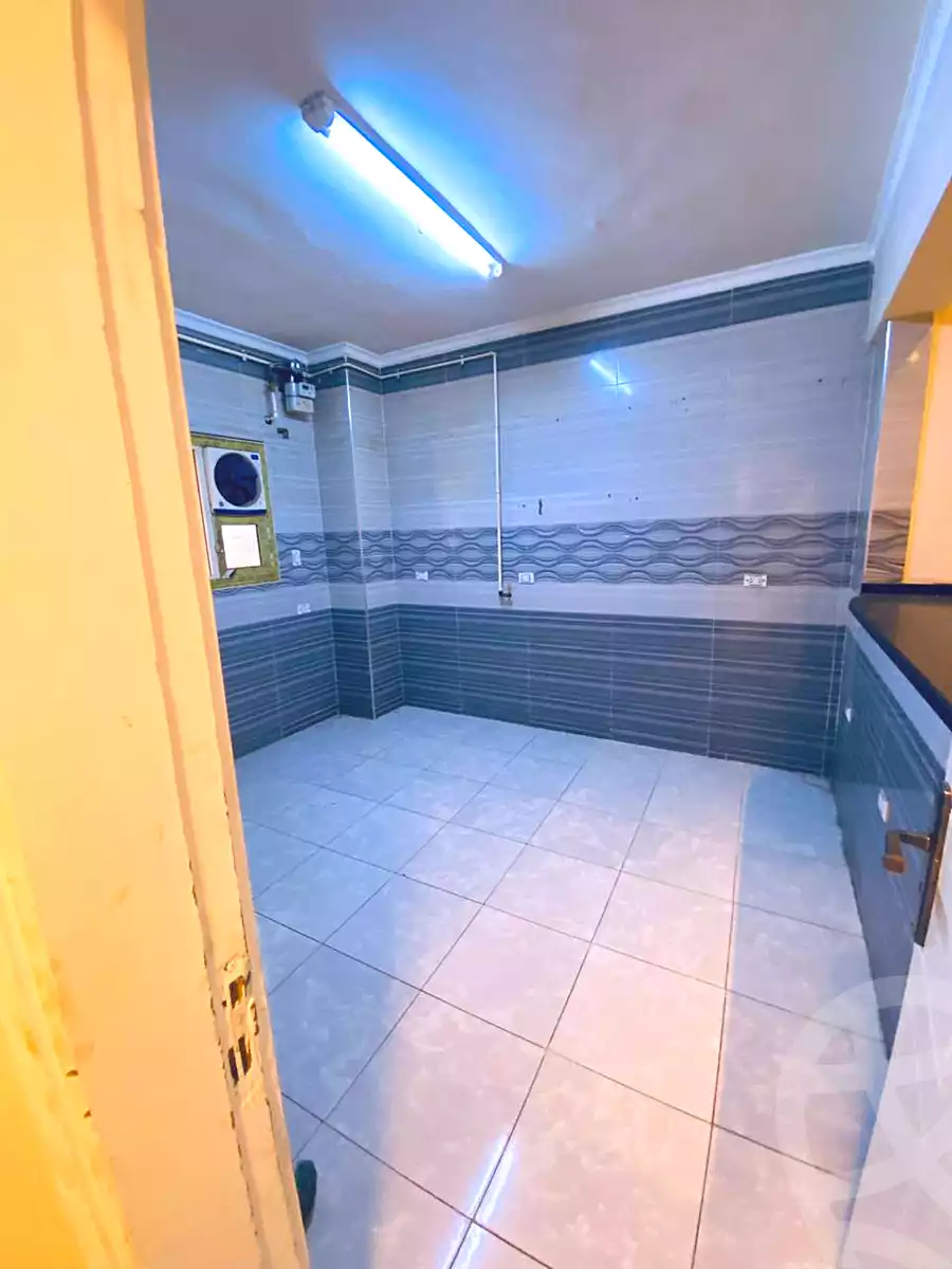 https://aqarmap.com.eg/ar/listing/6695433-for-rent-cairo-helwan-helwan-el-sharkeya-mostafa-safwat-st