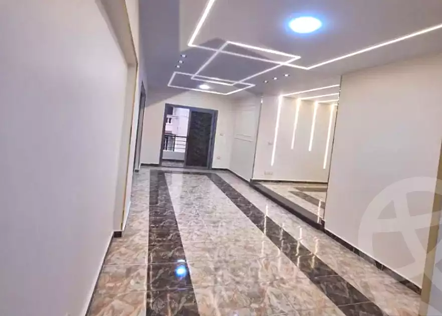 https://aqarmap.com.eg/ar/listing/6696486-for-sale-alexandria-sydy-bshr-sydy-bshr-bhry-street-17