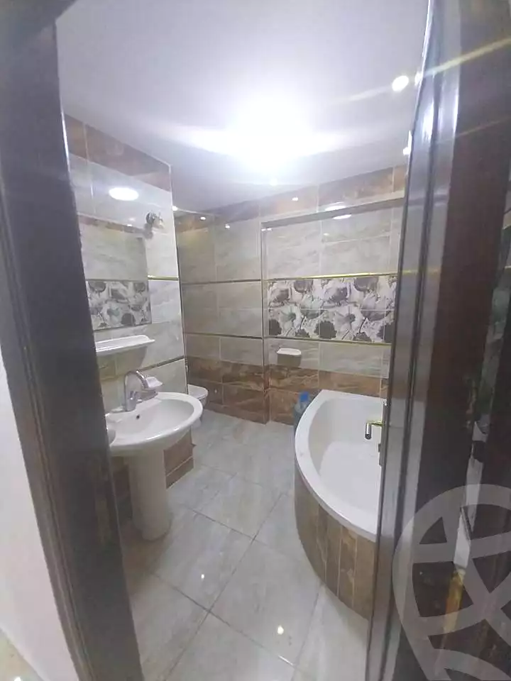 https://aqarmap.com.eg/ar/listing/6696508-for-sale-alexandria-l-jmy-lbytsh-al-kaada-st