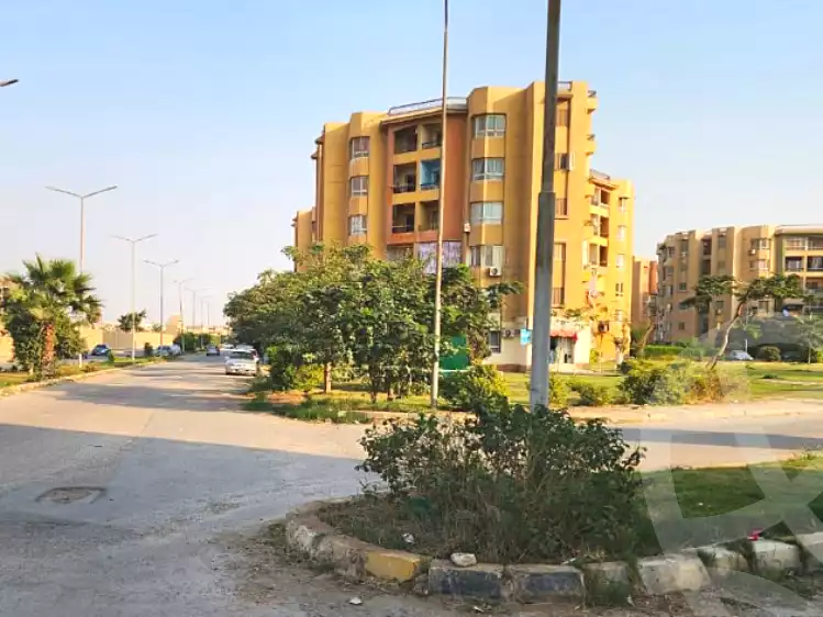 https://aqarmap.com.eg/ar/listing/6693239-for-sale-cairo-6th-of-october-hadaeq-october-kmbwnd-fy-hdyq-ktwbr-el-fardoos-city