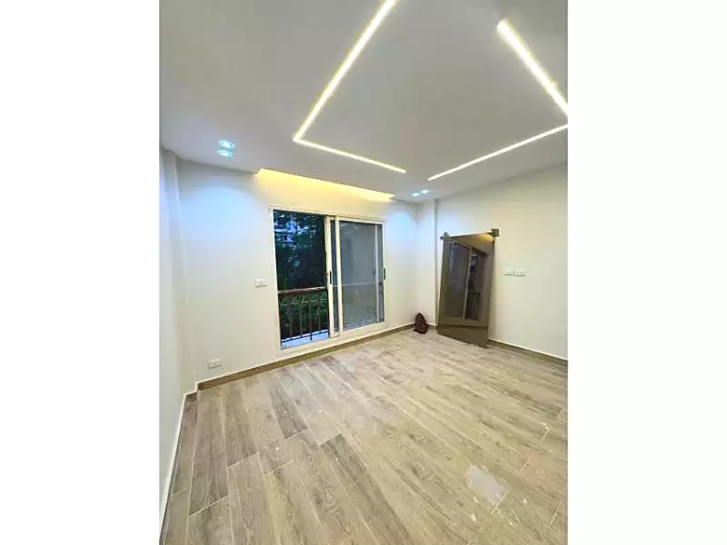https://aqarmap.com.eg/ar/listing/6697749-for-sale-cairo-new-cairo-madinaty-first-zone-buildings-12th-st.