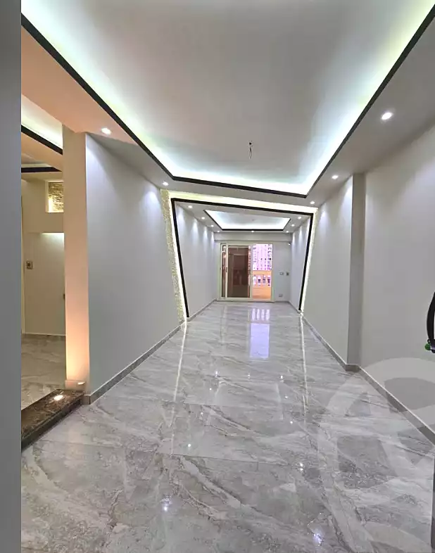 https://aqarmap.com.eg/ar/listing/6698019-for-sale-alexandria-el-asafra-l-sfr-bhry-el-geish-rd