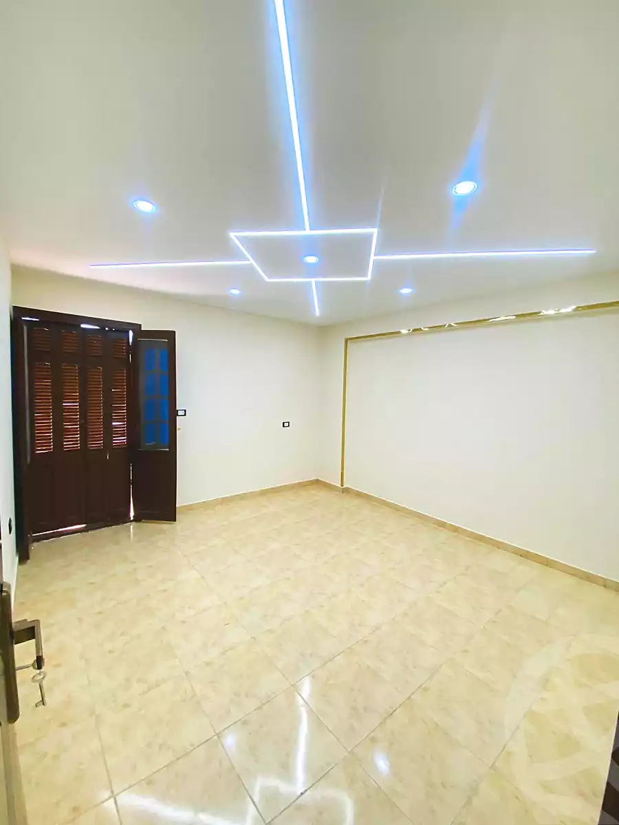 https://aqarmap.com.eg/en/listing/6698030-for-sale-alexandria-lsywf-el-falki
