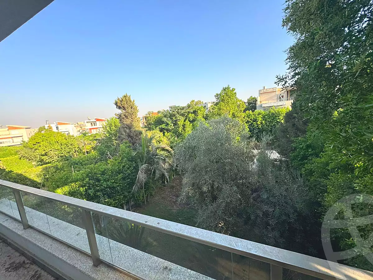 https://aqarmap.com.eg/en/listing/6698178-for-sale-cairo-el-sheikh-zayed-city-compounds-zayed-dunes