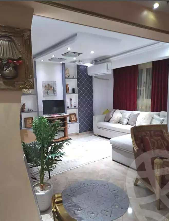https://aqarmap.com.eg/ar/listing/6698529-for-sale-cairo-helwan-zou-el-fekar-basha-st