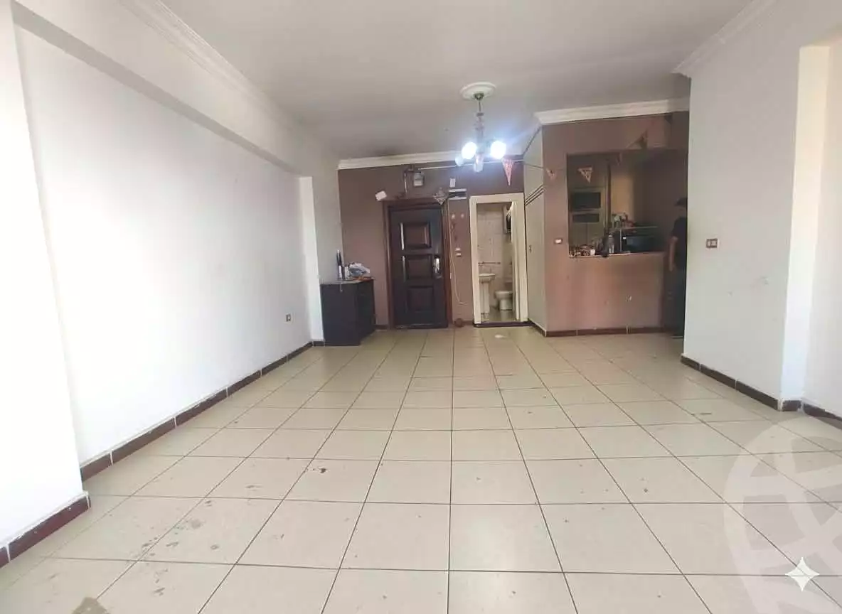 https://aqarmap.com.eg/ar/listing/6699044-for-sale-alexandria-el-chatby