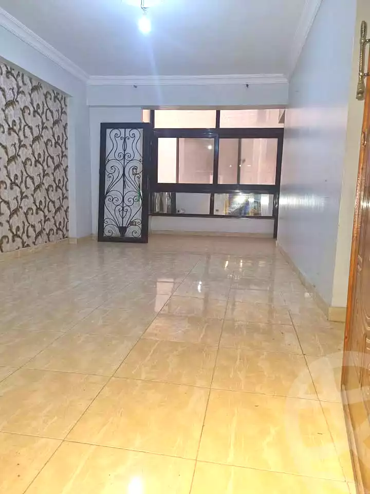 https://aqarmap.com.eg/ar/listing/6699054-for-rent-alexandria-sydy-bshr