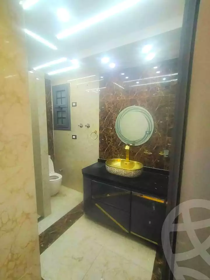 https://aqarmap.com.eg/ar/listing/6699242-for-sale-alexandria-bw-qyr-street-25