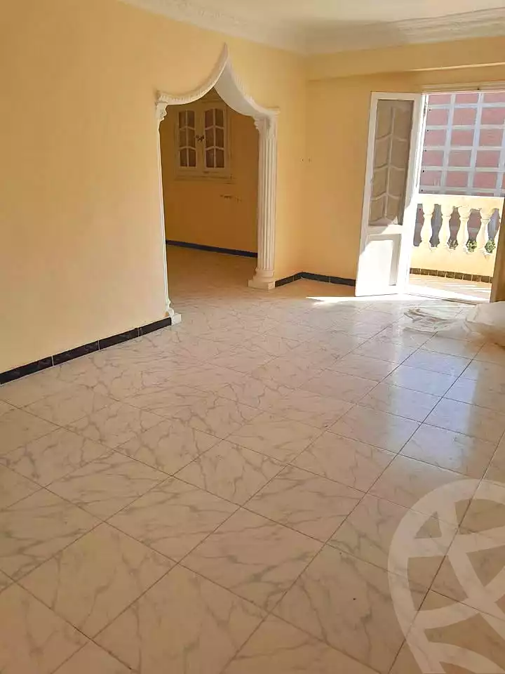 https://aqarmap.com.eg/ar/listing/6699428-for-sale-alexandria-l-jmy-lbytsh-street-8