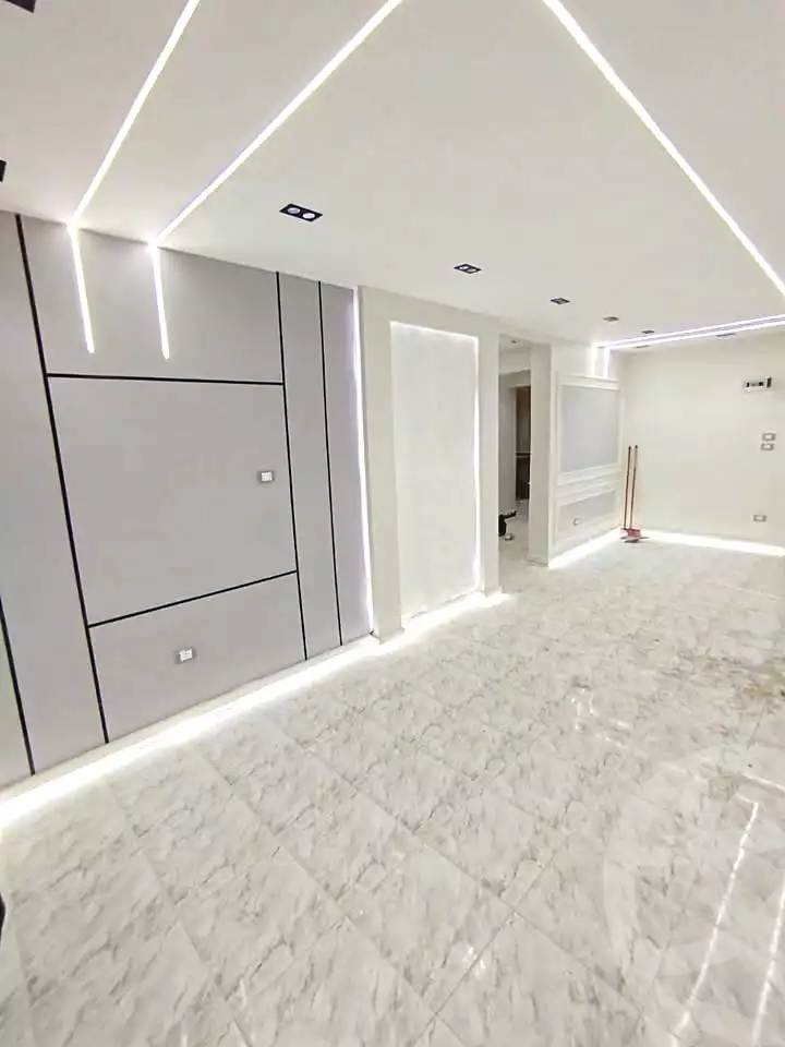 https://aqarmap.com.eg/ar/listing/6699650-for-sale-alexandria-l-jmy-lbytsh-bianchiii-el-bashwat-st