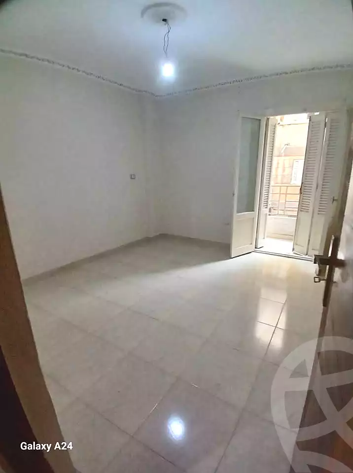 https://aqarmap.com.eg/ar/listing/6700383-for-sale-alexandria-el-asafra-l-sfr-bhry
