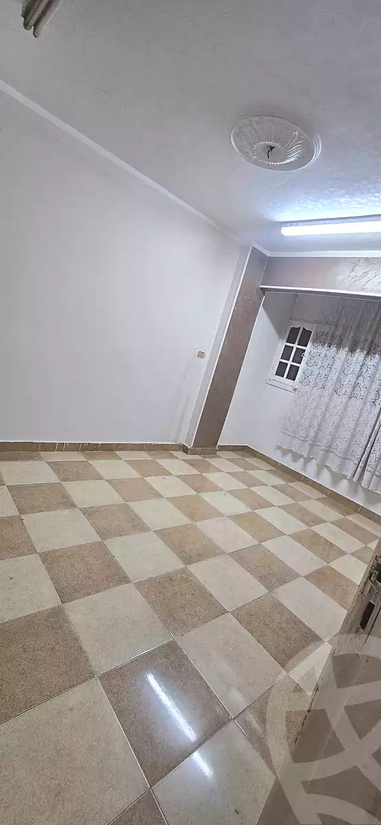 https://aqarmap.com.eg/ar/listing/6700478-for-rent-cairo-helwan-helwan-el-sharkeya-heidar-st