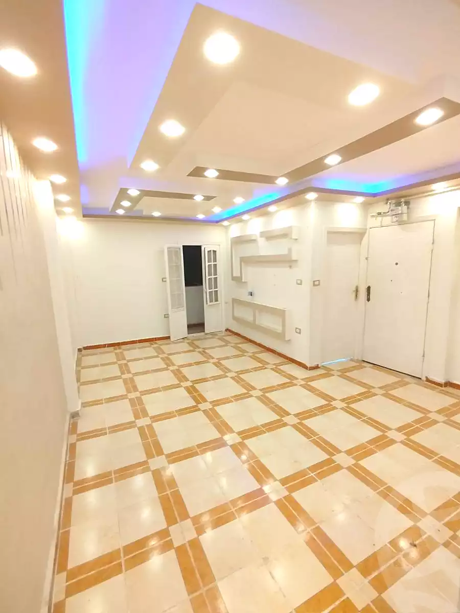 https://aqarmap.com.eg/en/listing/6700644-for-sale-alexandria-lsywf-el-falki