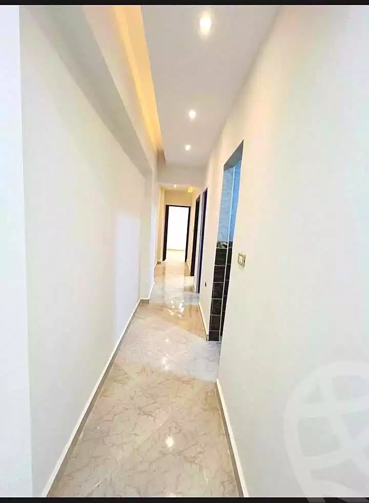 https://aqarmap.com.eg/ar/listing/6700795-for-sale-alexandria-lsywf-el-falki