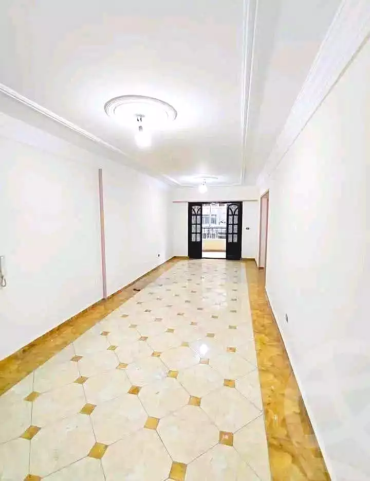https://aqarmap.com.eg/en/listing/6700864-for-sale-alexandria-miami-shr-jml-bd-lnsr