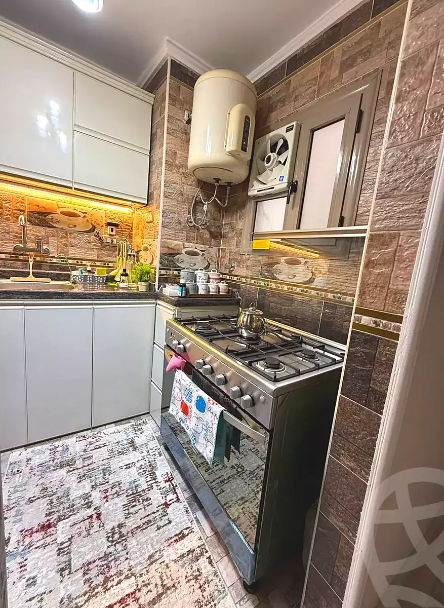 https://aqarmap.com.eg/en/listing/6701430-for-sale-alexandria-ganaklis