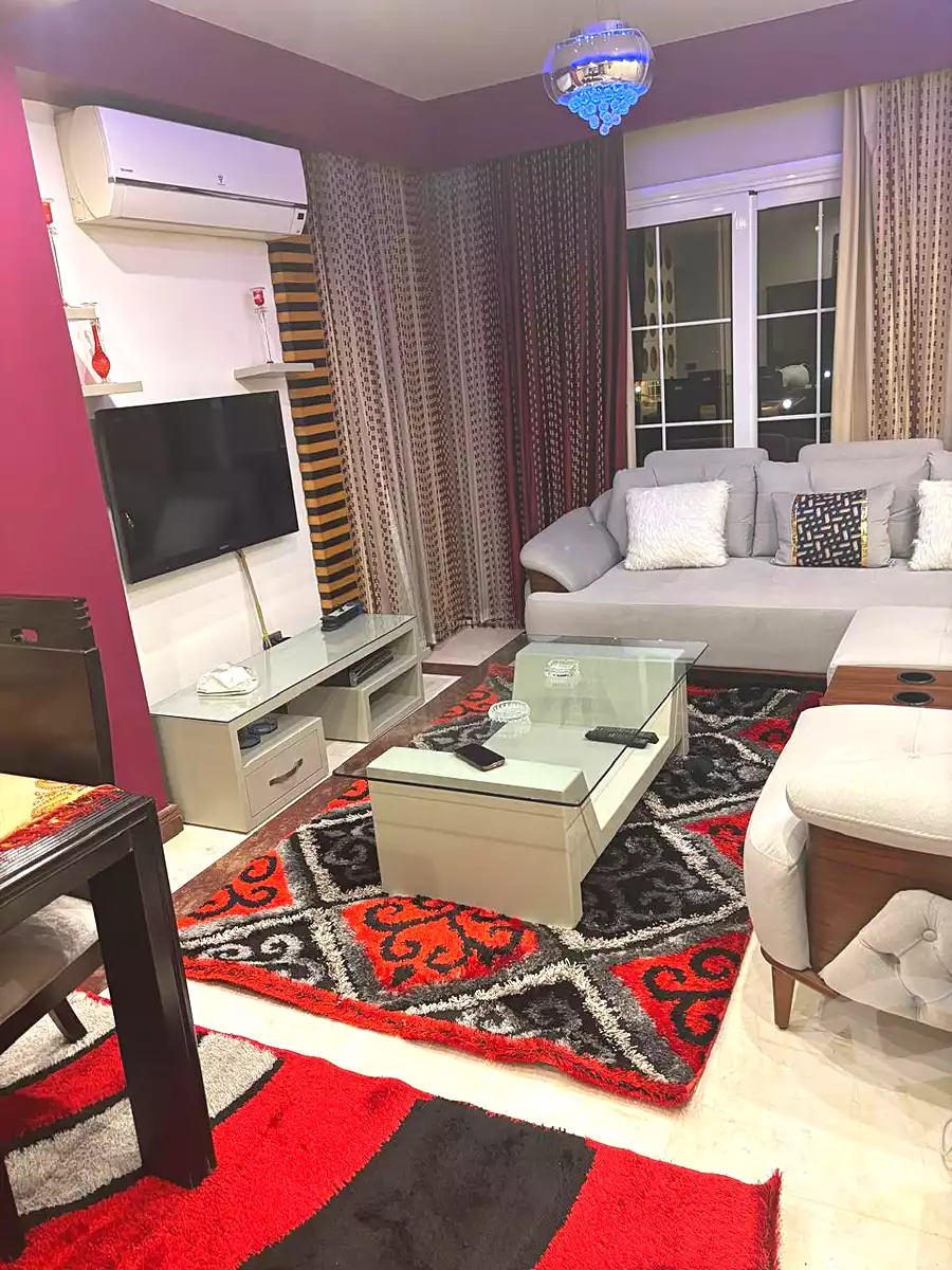 https://aqarmap.com.eg/ar/listing/6702082-for-rent-cairo-new-cairo-lrhb-city-phase-2-abou-bakr-el-sedeek-st