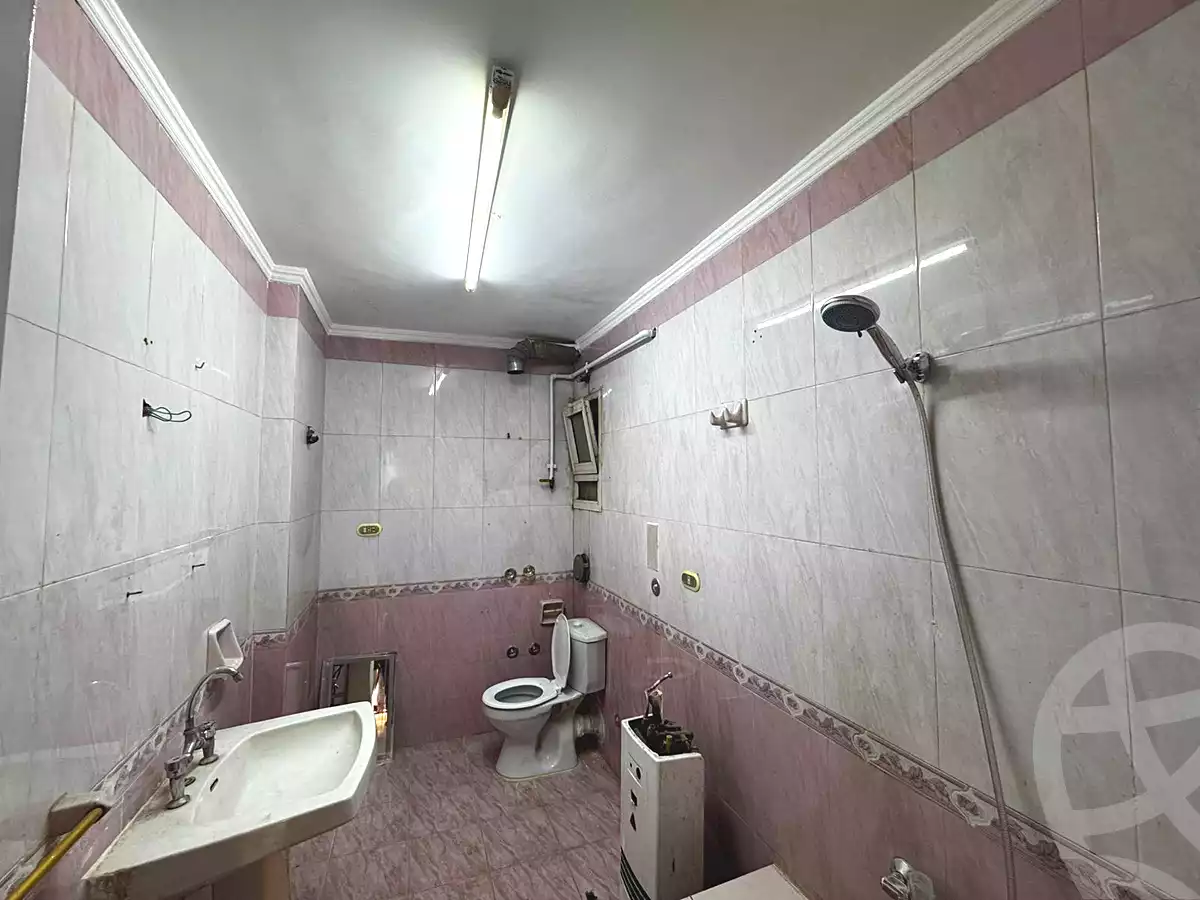 https://aqarmap.com.eg/en/listing/6702325-for-rent-cairo-dokki-mydn-lmsh-almosekar-ali-ismail-st