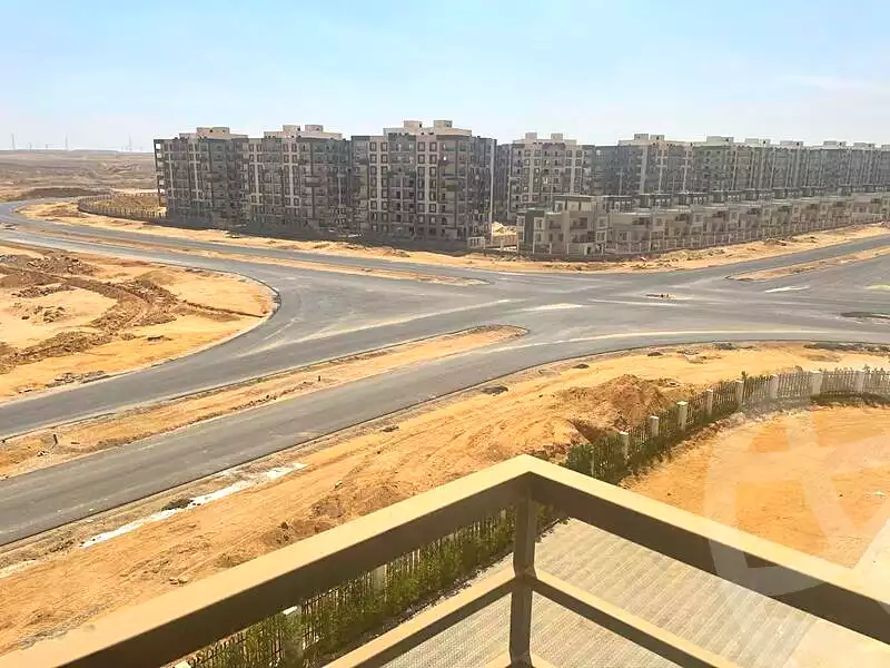 https://aqarmap.com.eg/ar/listing/6702525-for-sale-cairo-new-administrative-capital-r7-green-avenue
