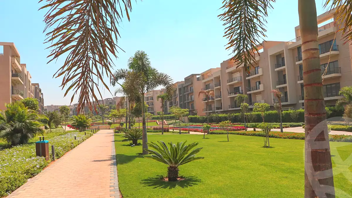 https://aqarmap.com.eg/en/listing/6702783-for-sale-cairo-new-cairo-compounds-fifth-square
