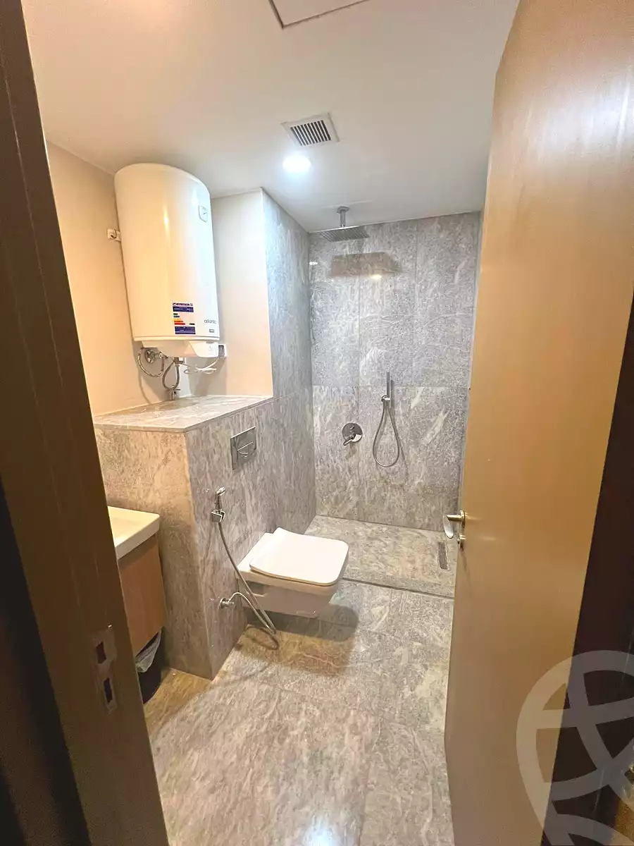https://aqarmap.com.eg/ar/listing/6703063-for-rent-cairo-el-sheikh-zayed-city-compounds-zyd-wr-llttwyr-park-towers-zed-el-sheikh-zayed-compound
