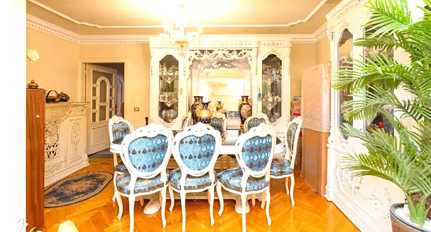 https://aqarmap.com.eg/en/listing/6703424-for-sale-alexandria-ganaklis-shr-mrtdy-bsh