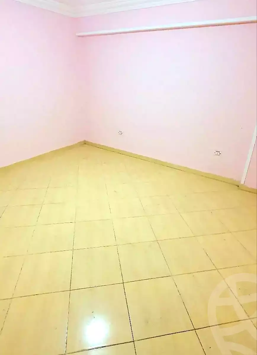 https://aqarmap.com.eg/en/listing/6703874-for-sale-alexandria-lsywf-el-falki