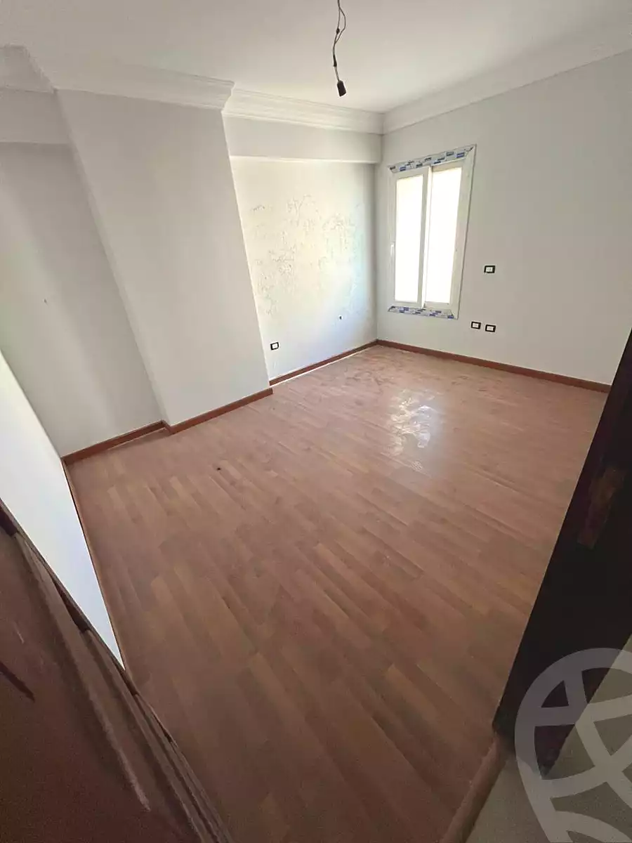 https://aqarmap.com.eg/ar/listing/6703896-for-sale-alexandria-kafr-abdo-kerdahi-st
