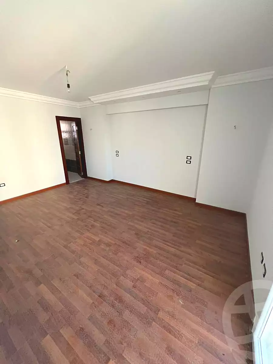 https://aqarmap.com.eg/ar/listing/6703896-for-sale-alexandria-kafr-abdo-kerdahi-st