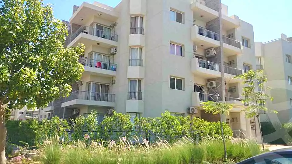 https://aqarmap.com.eg/en/listing/6704227-for-sale-cairo-el-sheikh-zayed-city-compounds-dh-drys