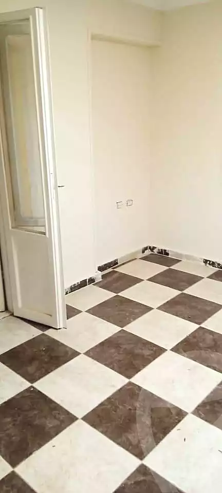 https://aqarmap.com.eg/ar/listing/6704319-for-sale-alexandria-el-mandara-alex-el-mandara-bahri-nemat-allah-st