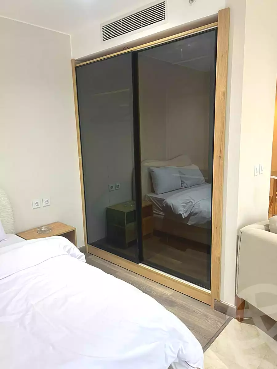 https://aqarmap.com.eg/ar/listing/6705739-for-rent-cairo-el-sheikh-zayed-city-compounds-zyd-wr-llttwyr-z-tower