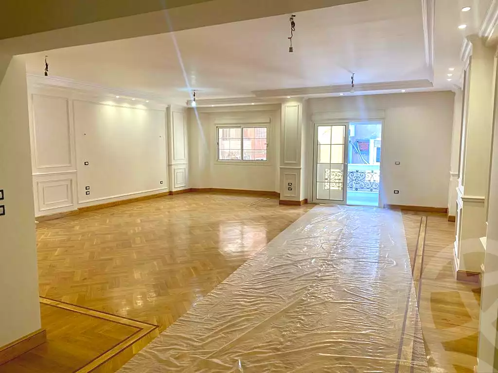 https://aqarmap.com.eg/ar/listing/6700298-for-sale-alexandria-sporting-abou-quer-st