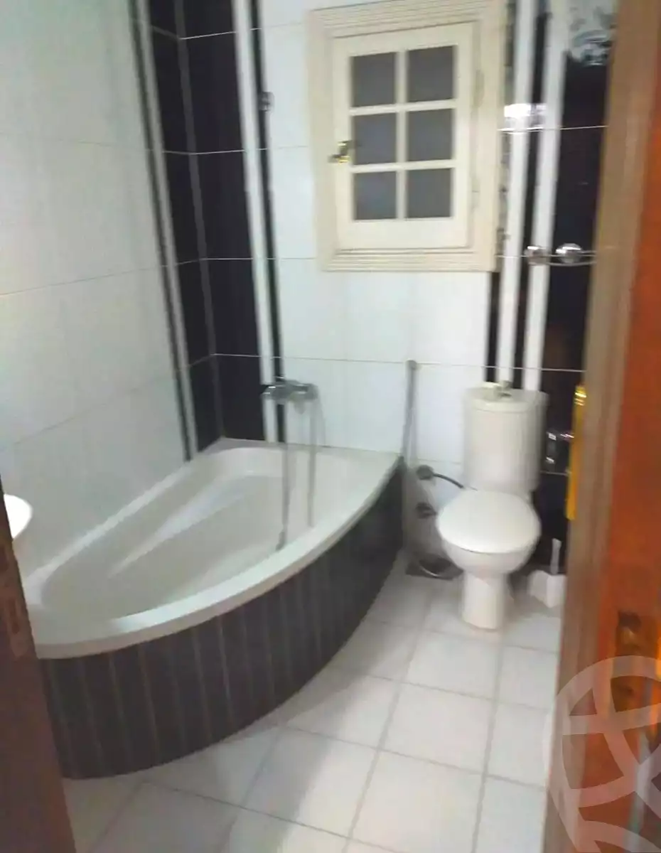 https://aqarmap.com.eg/ar/listing/6705951-for-rent-alexandria-ganaklis