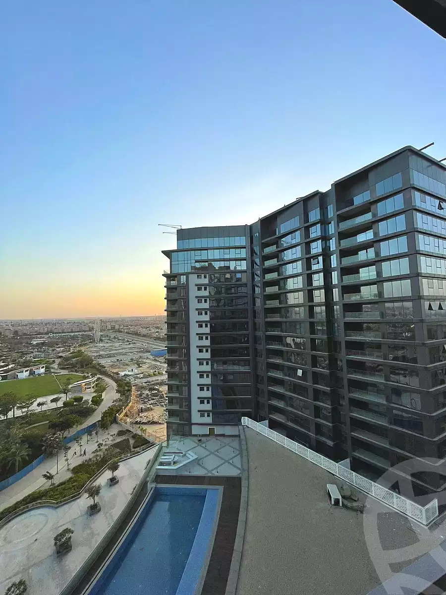 https://aqarmap.com.eg/ar/listing/6706776-for-rent-cairo-el-sheikh-zayed-city-compounds-zyd-wr-llttwyr-park-towers-zed-el-sheikh-zayed-compound