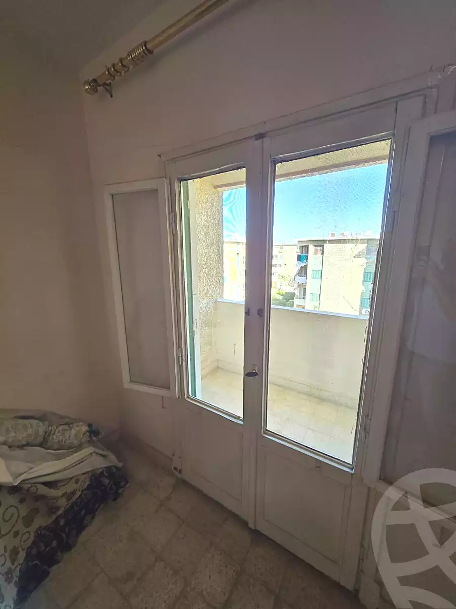 https://aqarmap.com.eg/ar/listing/6707229-for-sale-cairo-el-sheikh-zayed-city-el-hay-elawel-street-12