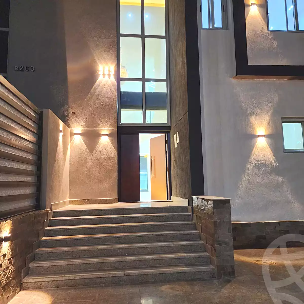 https://aqarmap.com.eg/en/listing/6707290-for-sale-cairo-el-sheikh-zayed-city-compounds-el-khamayel