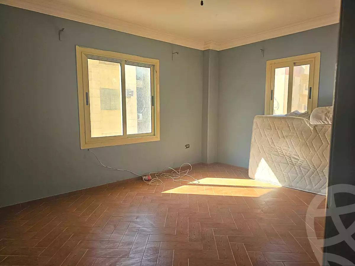 https://aqarmap.com.eg/ar/listing/6707376-for-sale-cairo-el-sheikh-zayed-city-el-hay-elsabeaa-lhy-lsb