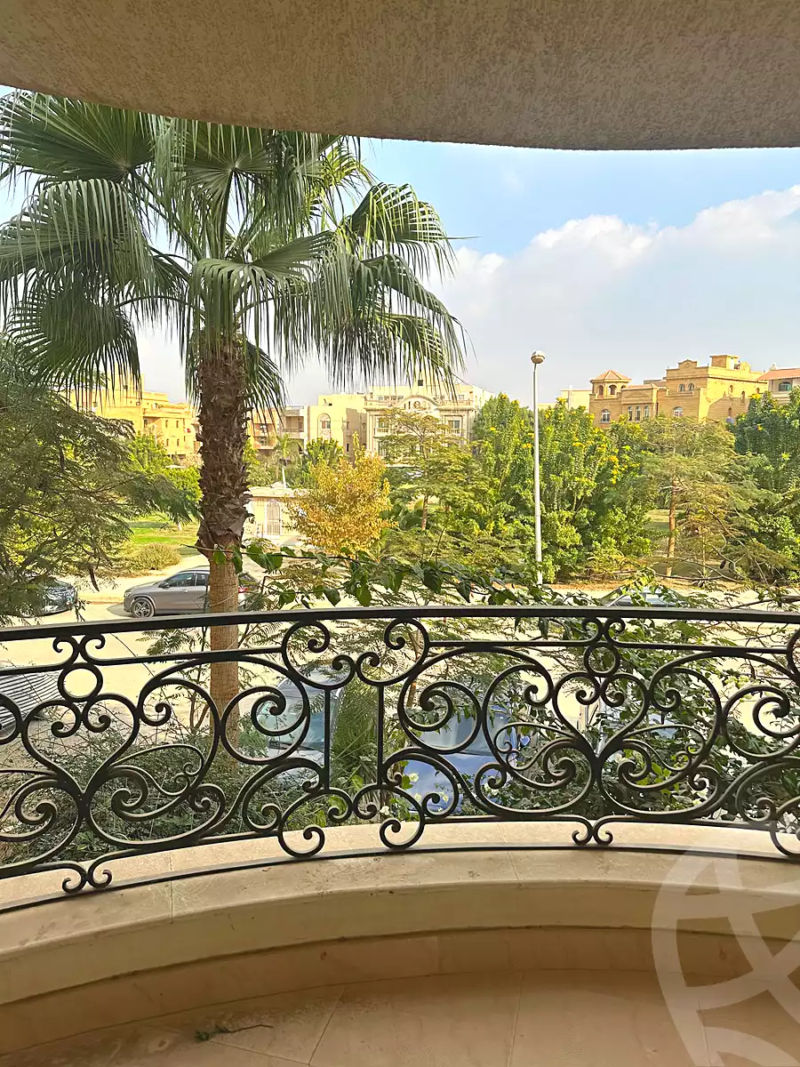 https://aqarmap.com.eg/ar/listing/6707969-for-sale-cairo-new-cairo-ganob-el-akadamiya-south-academy-b-taha-hussein-st