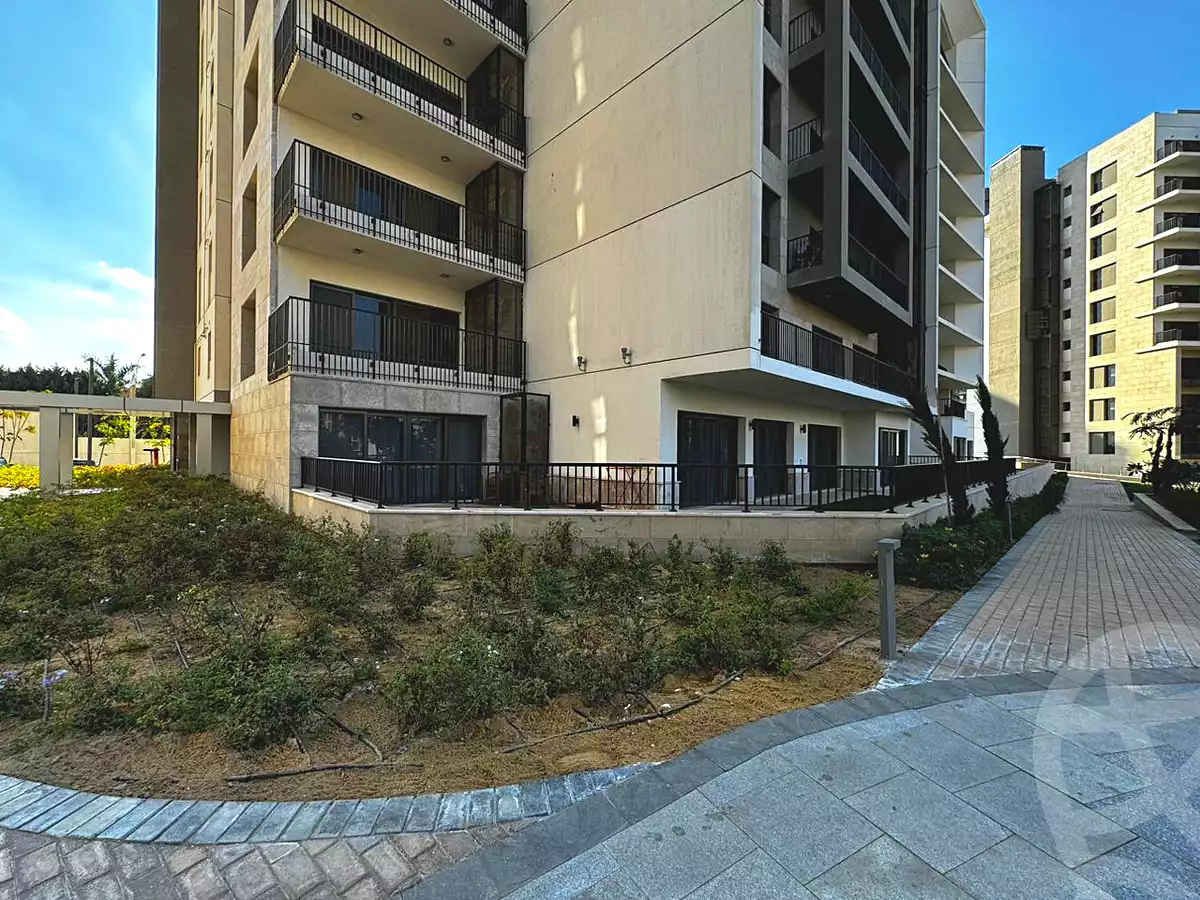 https://aqarmap.com.eg/en/listing/6708215-for-sale-cairo-el-sheikh-zayed-city-compounds-zyd-wr-llttwyr-z-tower