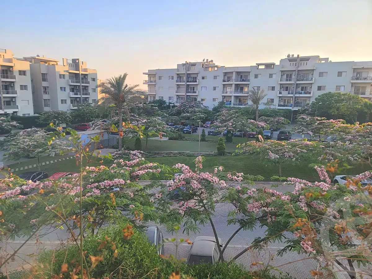 https://aqarmap.com.eg/ar/listing/6708466-for-sale-cairo-el-sheikh-zayed-city-compounds-dh-drys