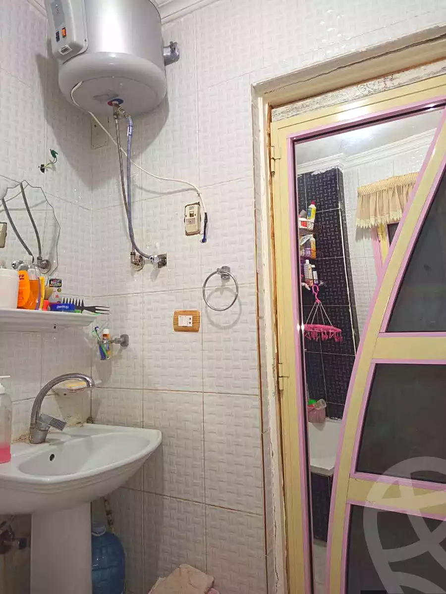 https://aqarmap.com.eg/ar/listing/6708960-for-sale-alexandria-l-jmy-lbytsh-ibrahim-othman-st