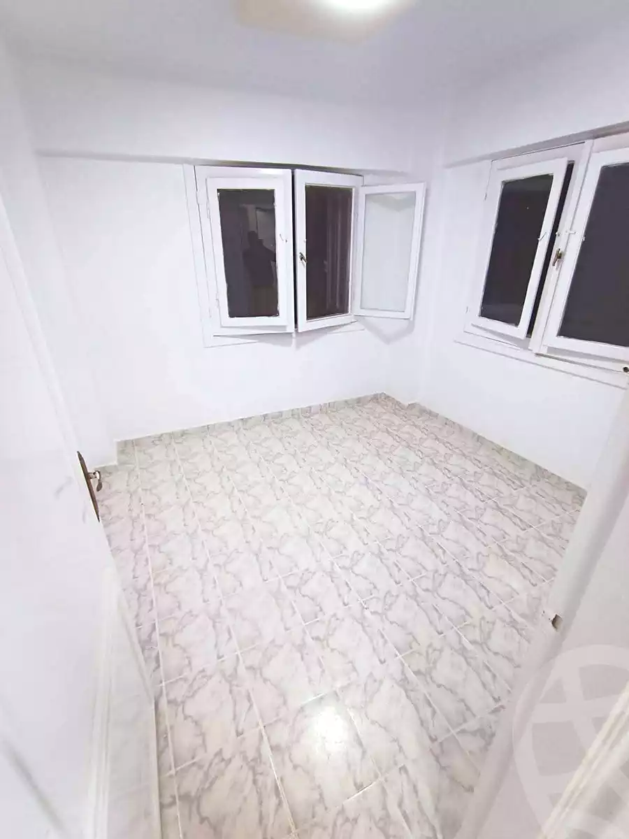 https://aqarmap.com.eg/ar/listing/6709014-for-sale-alexandria-l-jmy-shataa-el-nakheel