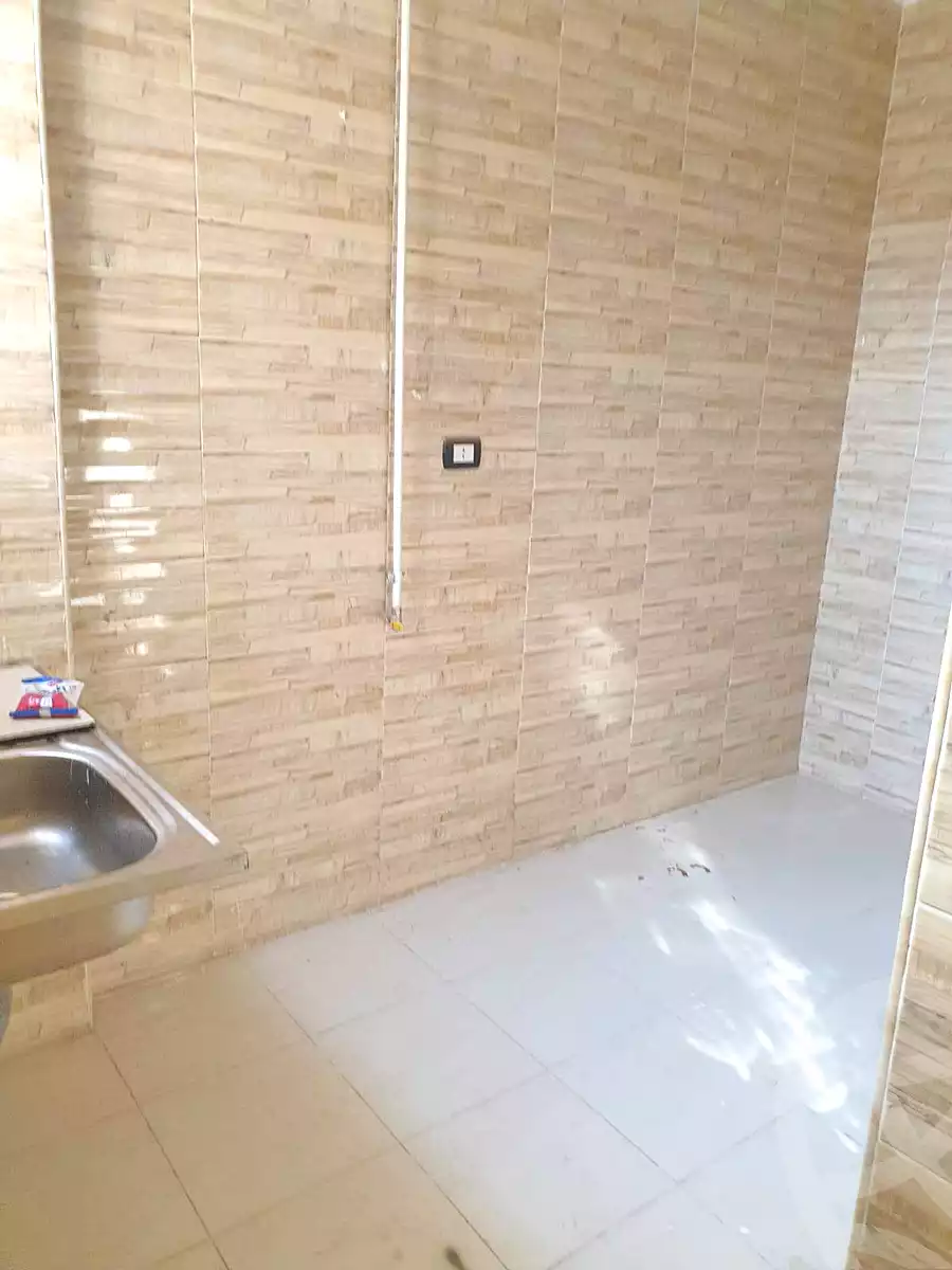 https://aqarmap.com.eg/ar/listing/6709065-for-rent-cairo-helwan-helwan-el-sharkeya-saleh-sobhy-st