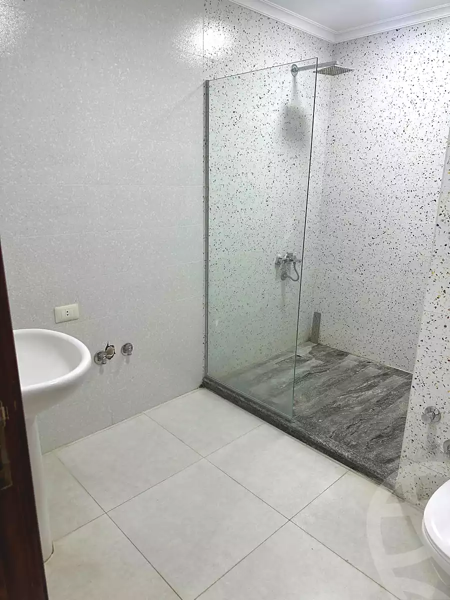 https://aqarmap.com.eg/ar/listing/6709185-for-sale-cairo-mokattam-el-hadabah-el-wosta-el-mantaqa-el-rabaa