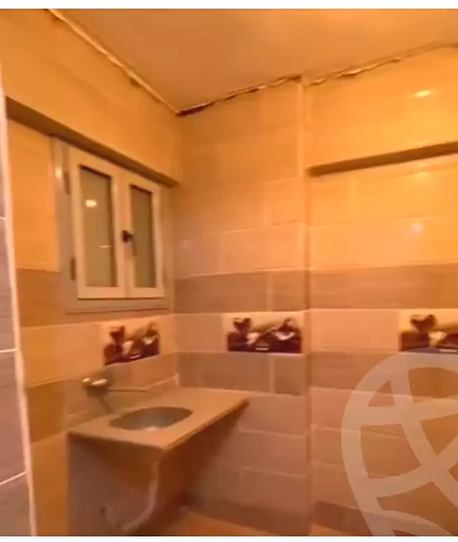 https://aqarmap.com.eg/ar/listing/6709660-for-sale-alexandria-miami-khld-bn-lwlyd