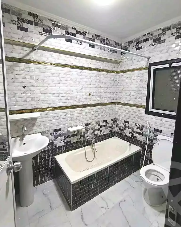 https://aqarmap.com.eg/ar/listing/6709705-for-sale-alexandria-lsywf-el-falki-street-16-el-eslah