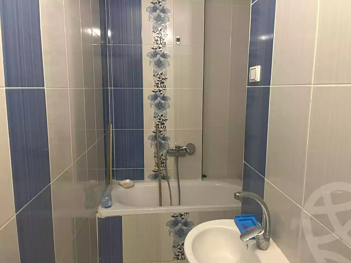 https://aqarmap.com.eg/ar/listing/6709802-for-sale-alexandria-bakoos-el-souk-station-st